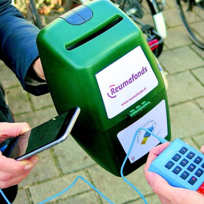 Het reumafonds collecteert in de week van 15 tot 21 maart ook in onze ontmoetingsruimte